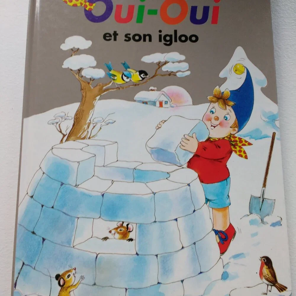 Oui-Oui igloo, Gendarme, Pere Noel, Marin, Fait les Courses by Enid Blyton New